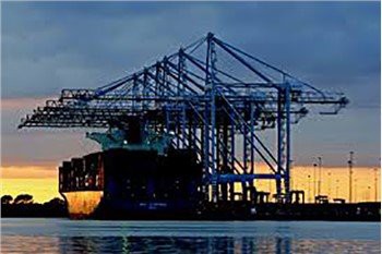 Query-side Container Crane